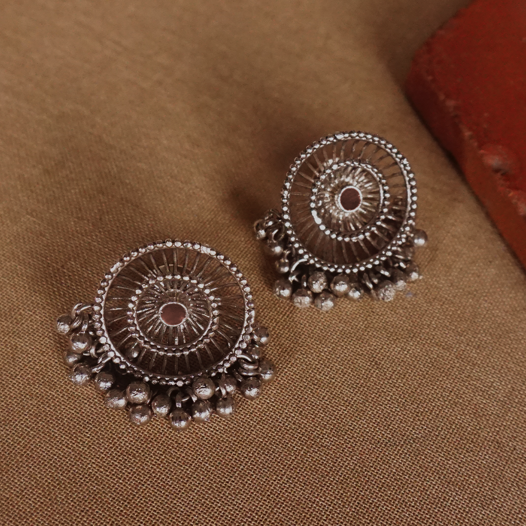 Aadya Studs