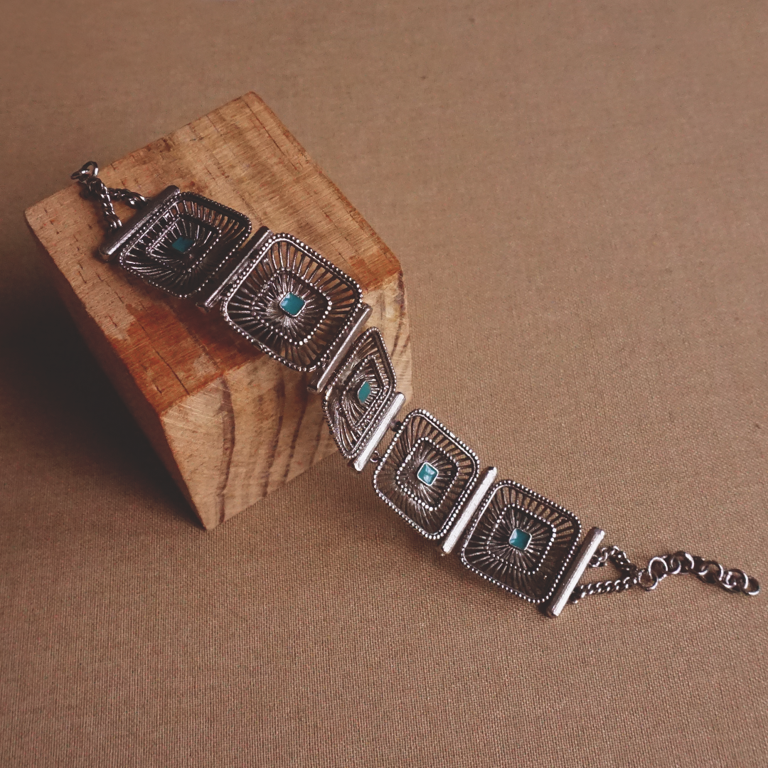 Anika Bracelet