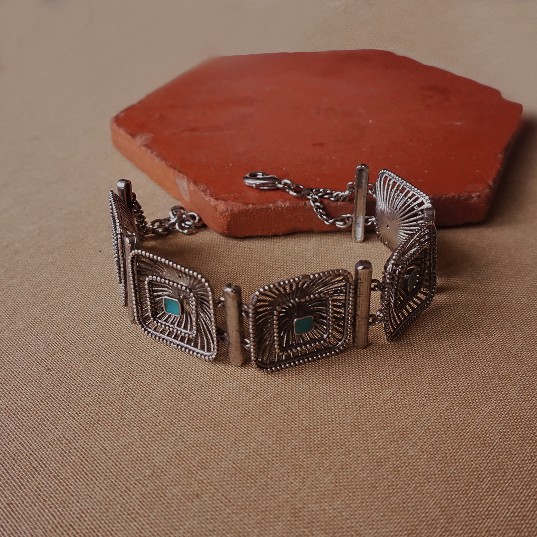 Anika Bracelet