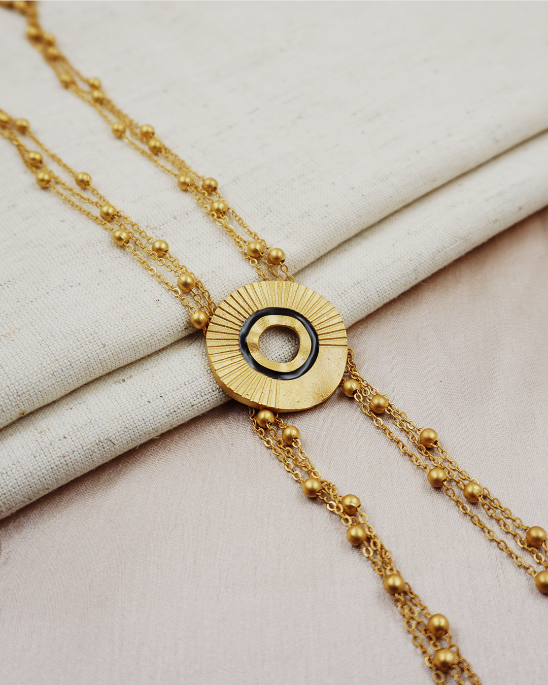 Circle Rayz Neckpiece
