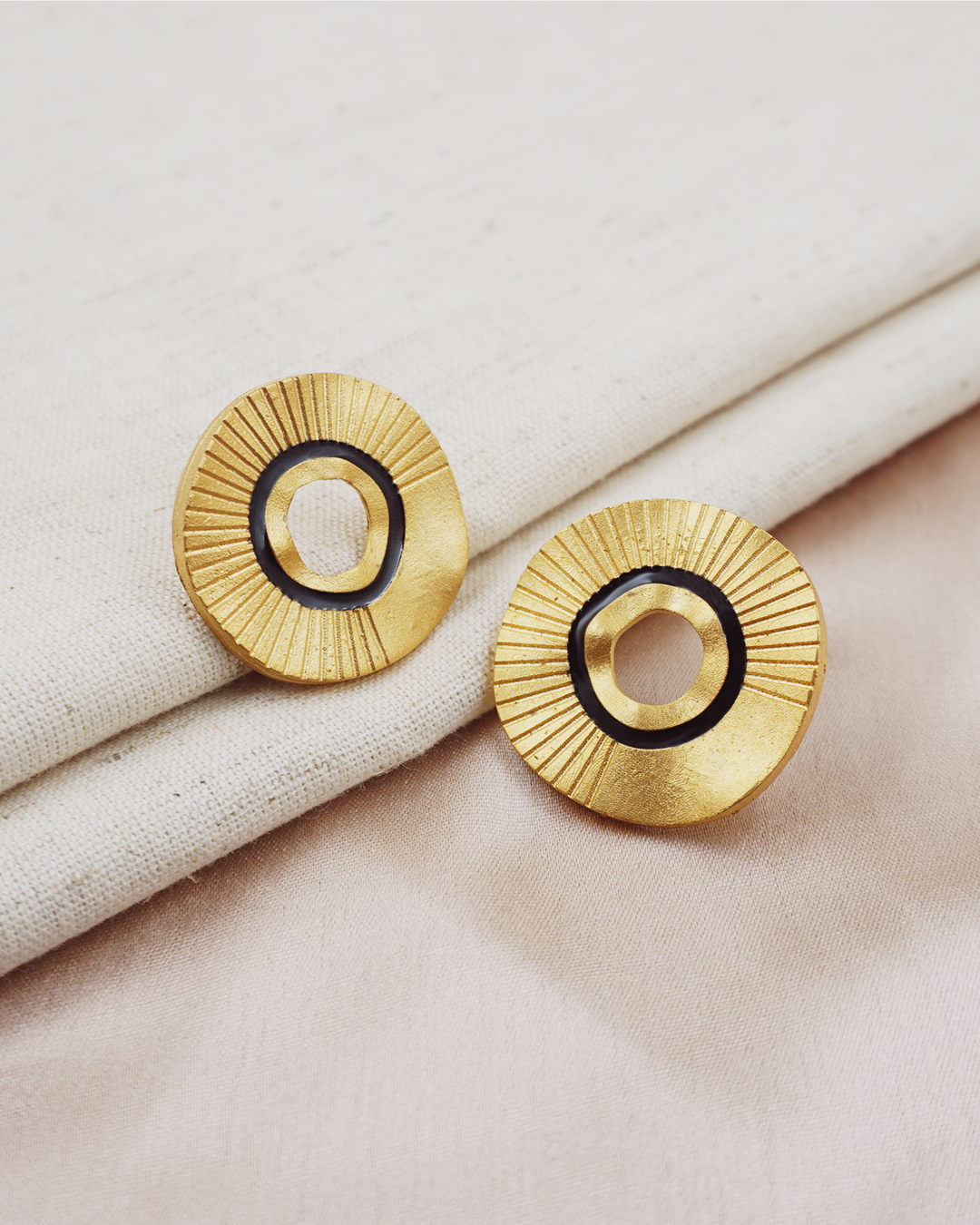 Circle Rayz Studs