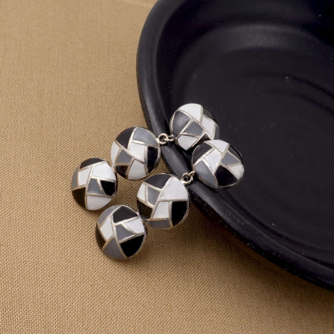 Clarice Earrings Grey