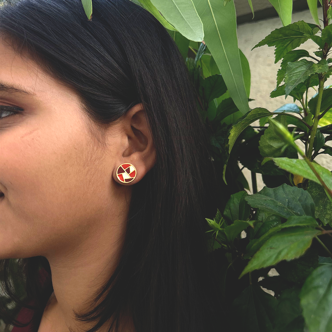 Eira Studs - Red