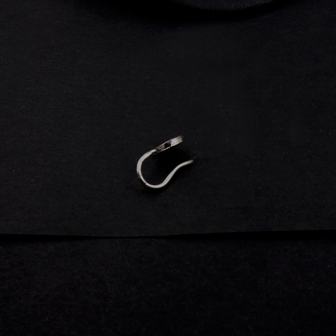 Round Enamel Nosepin