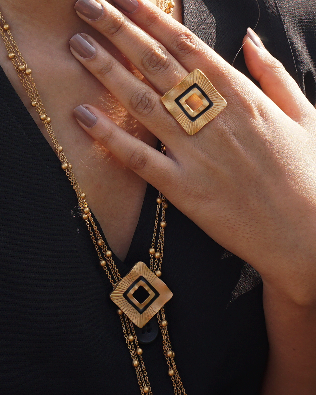 Square Rayz Ring