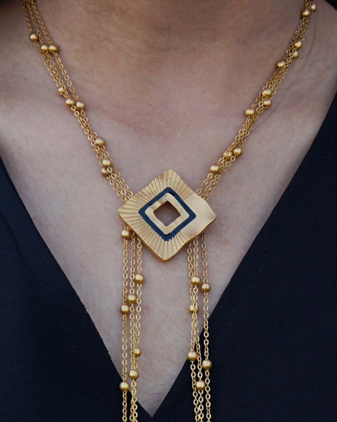 Square Rayz Neckpiece