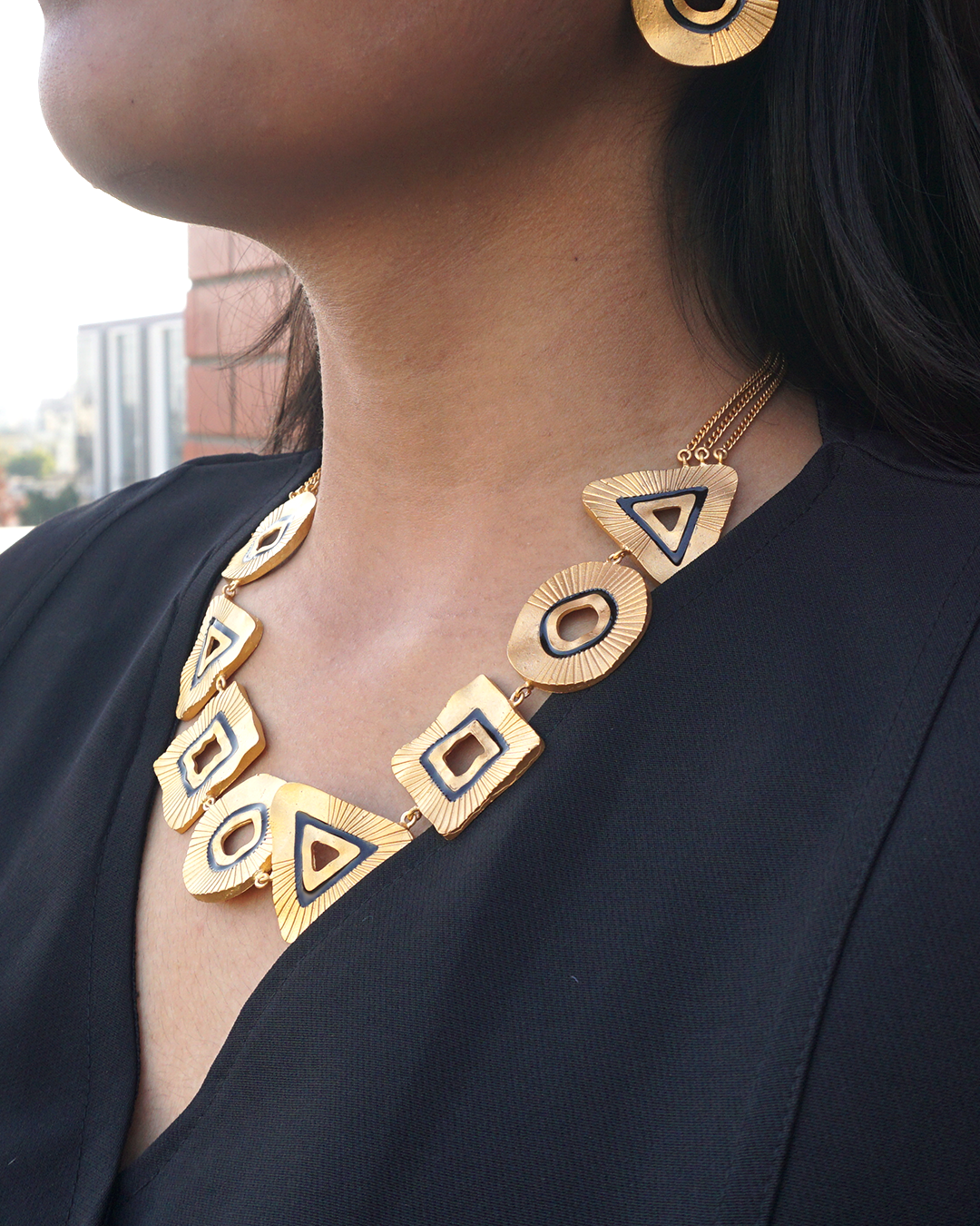 The Rayz Neckpiece