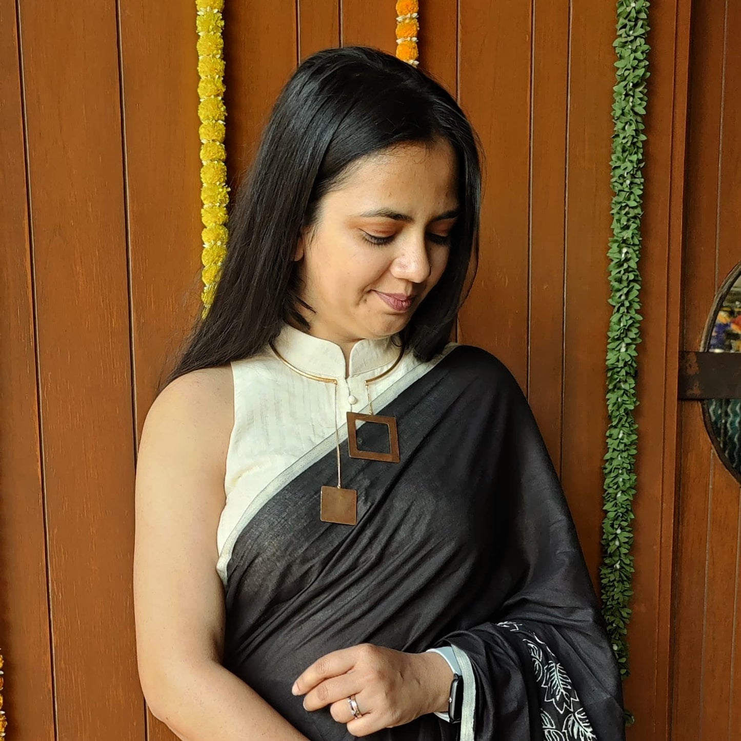 The Aikya Neckpiece - Square
