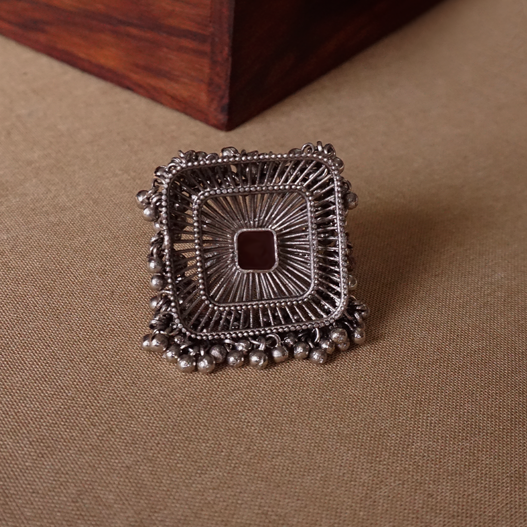 Tarz Ring