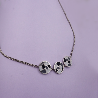 Treira Neckpiece - Grey Silver